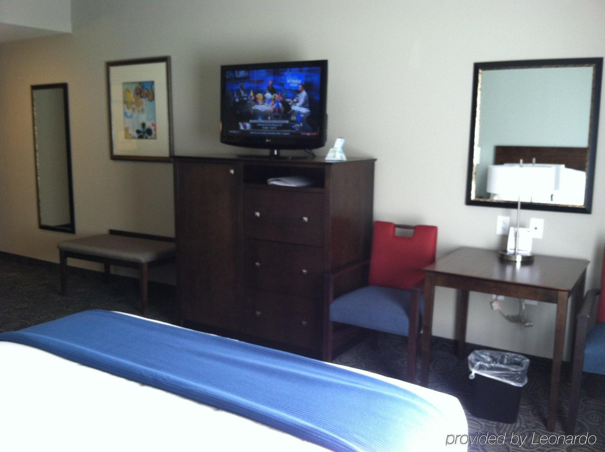 Holiday Inn Express & Suites Oak Ridge By Ihg Exterior foto